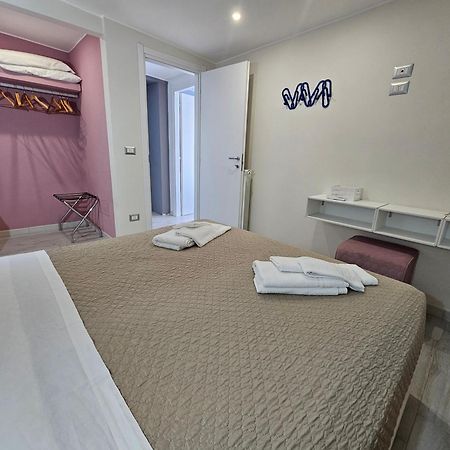 Stella-Guesthouse Solarino Luaran gambar