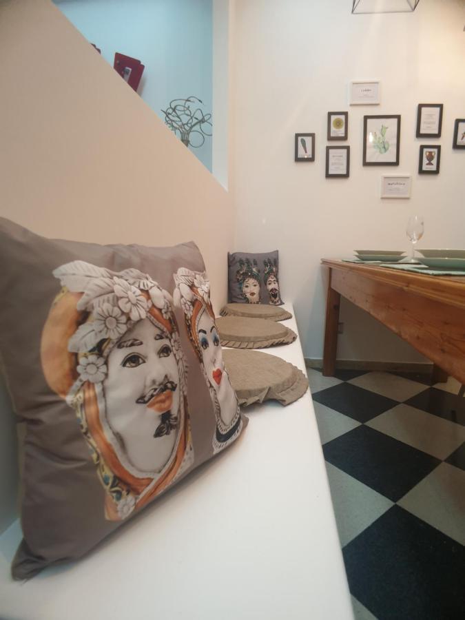 Stella-Guesthouse Solarino Luaran gambar